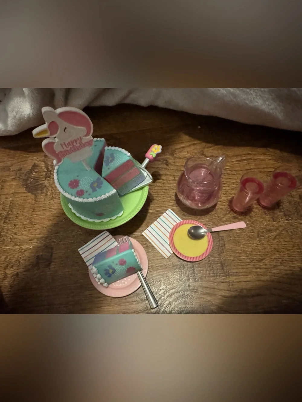 American Girl Wellie Wishers Birthday Celebration cake & lemonade set AG